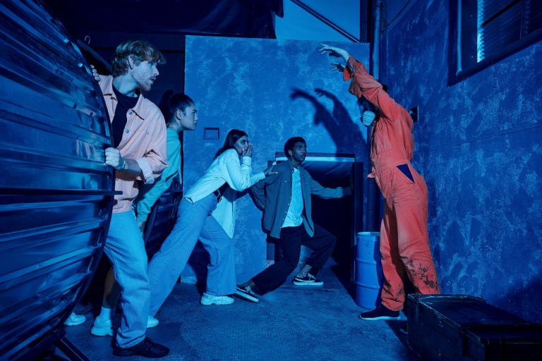 Overcoming Stage Fright: Building Confidence as an Actor